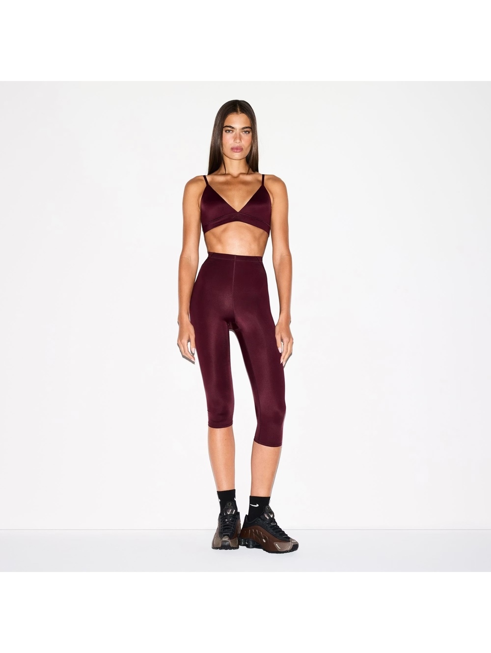 Nike skims shine drawcord 17” capri legging